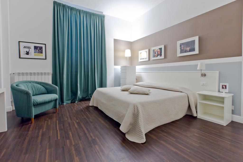 Cinema House Couette-café Rome